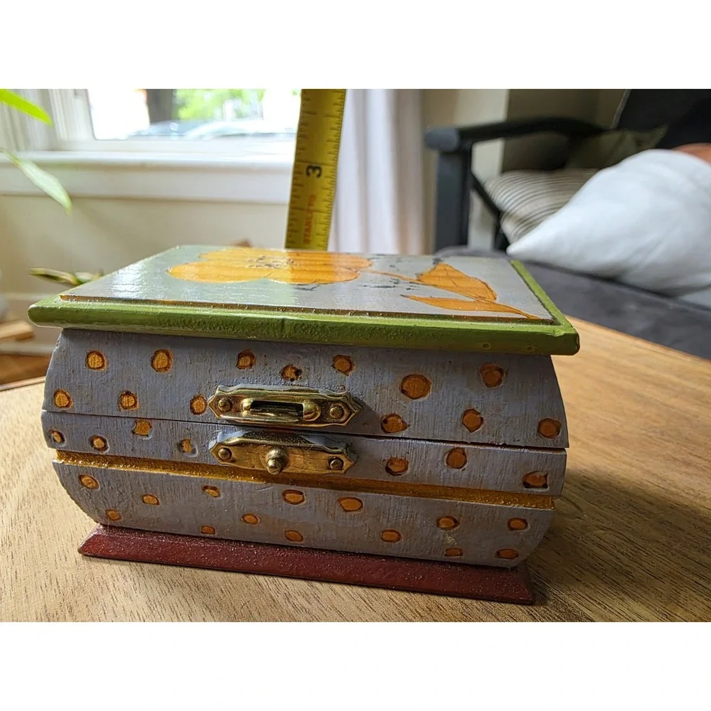 Artisan Hand-Painted Signed Wooden Keepsake Trinket Box Size 3